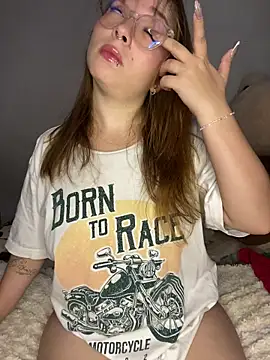 Caamii  online show from July 2026 08:55:01 PM