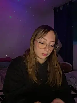 Caamii  online show from July 2026 05:32:02 AM