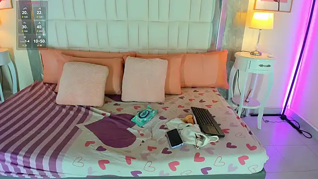 DanniValencia online show from June 2026 01:50:02 PM