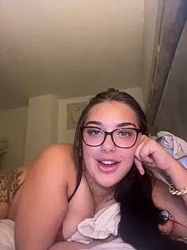 Maceysea  online show from June 2026 11:33:02 PM