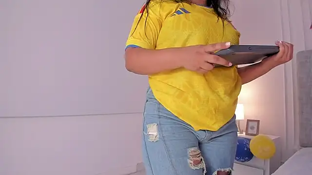 Emma-Velez online show from July 2026 01:04:02 PM