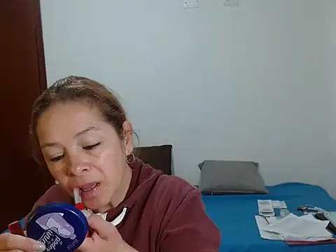 Chiquisexy1 online show from June 2026 06:53:02 PM