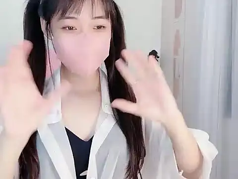 BUNNIIE MIE online show from June 2026 02:21:02 AM