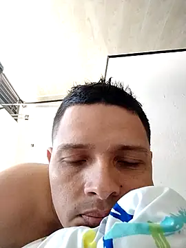 EnzoDesire online show from June 2026 04:32:01 PM