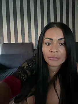 Snapshot of BellaDolce_ chatting on July 2026 06:20:01 PM BellaDolce online show from July 2026 06:20:01 PM