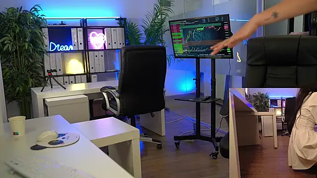 Snapshot of BabesGoWild chatting on February 2026 05:52:01 AM BabesGoWild online show from February 2026 05:52:01 AM