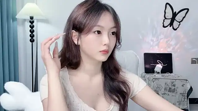 Snapshot of wenwen8888 chatting on July 2026 04:02:02 PM wenwen8888 online show from July 2026 04:02:02 PM