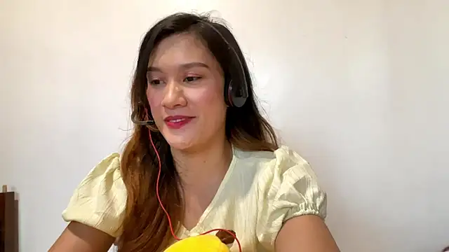 LoreenWasiuta online show from June 2026 05:19:02 AM