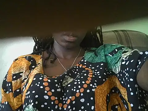Snapshot of Prettyboo00 chatting on June 2026 09:43:01 AM Prettyboo00 online show from June 2026 09:43:01 AM