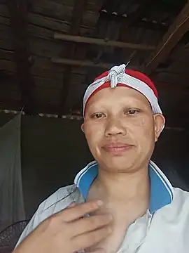 Snapshot of Ila-min chatting on June 2026 07:43:02 AM Ila-min online show from June 2026 07:43:02 AM