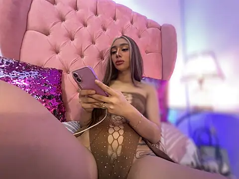 Sugar holly69 online show from June 2026 02:34:02 AM