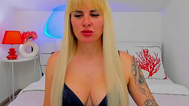 LilyDav online show from June 2026 05:19:02 AM