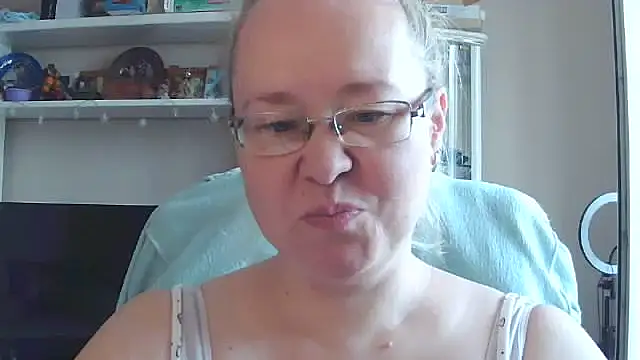 Viola27 online show from July 2026 07:21:01 AM