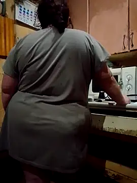 oksana72 online show from February 2026 08:37:01 PM