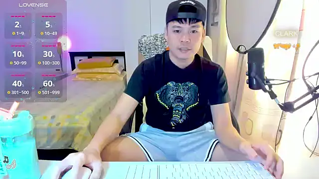 Snapshot of clarkdangerous chatting on July 2026 01:14:01 AM clarkdangerous online show from July 2026 01:14:01 AM
