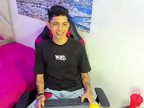 cameron lux77 online show from July 2026 03:23:01 AM