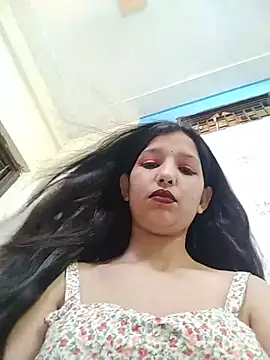 Snapshot of Queen_Rosyy chatting on June 2026 06:07:02 AM Queen Rosyy online show from June 2026 06:07:02 AM