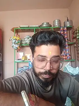 Snapshot of Desindianbull69 chatting on June 2026 03:27:02 AM Desindianbull69 online show from June 2026 03:27:02 AM