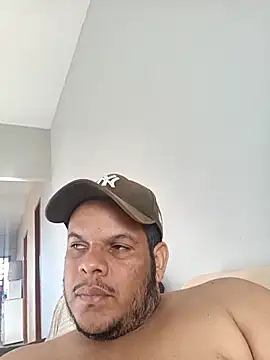 Snapshot of FFelipe000777 chatting on July 2026 12:01:01 PM FFelipe000777 online show from July 2026 12:01:01 PM