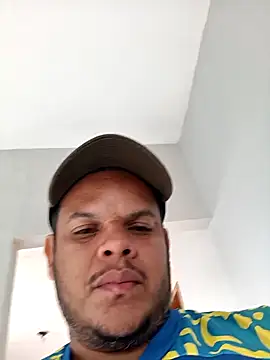 Snapshot of FFelipe000777 chatting on July 2026 11:17:02 AM FFelipe000777 online show from July 2026 11:17:02 AM