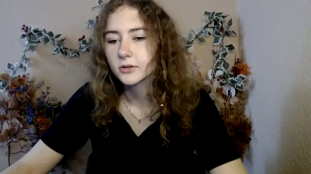 Crimson Bite online show from June 2026 10:03:01 AM