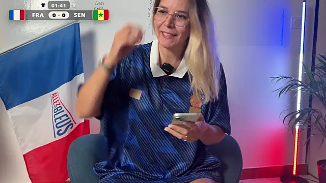Emy-Lana online show from June 2026 07:05:01 PM