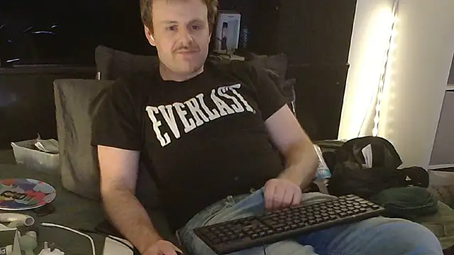 kinkyboipig online show from July 2026 08:52:02 PM