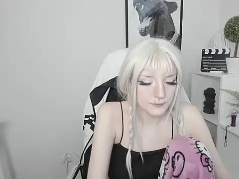 NikaDream online show from July 2026 01:04:02 PM