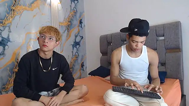 BLACK AND WHITET online show from July 2026 07:27:02 PM