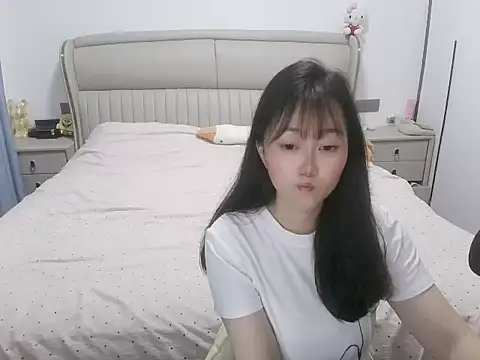 Emgirl-00 online show from June 2026 02:08:01 PM