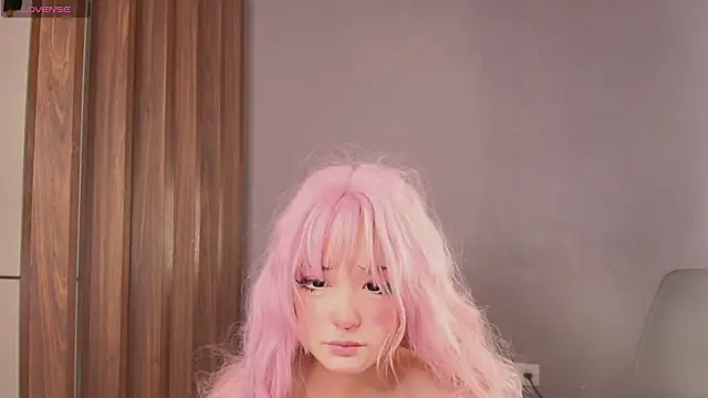 Snapshot of mimi_cutee chatting on June 2026 03:52:02 AM mimi cutee online show from June 2026 03:52:02 AM