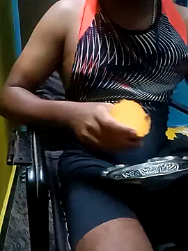 Lawrencedlkk007 online show from February 2025 12:52:02 PM