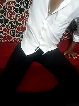 Lawrencedlkk007 online show from March 2025 01:53:02 PM