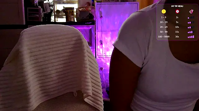 Snapshot of urgrl_portia chatting on July 2026 09:51:02 AM urgrl portia online show from July 2026 09:51:02 AM