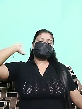 Snapshot of Sweathatamil chatting on June 2026 04:27:01 PM Sweathatamil online show from June 2026 04:27:01 PM