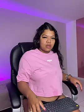 Snapshot of MorenaTemptressX chatting on July 2026 03:57:02 AM MorenaTemptressX online show from July 2026 03:57:02 AM