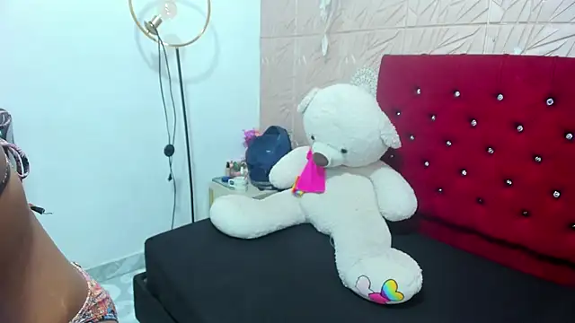 Snapshot of Daniela_Spencerr chatting on July 2026 11:03:02 AM Daniela Spencerr online show from July 2026 11:03:02 AM