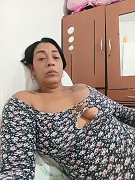 candelahot10 online show from July 2026 03:03:02 PM