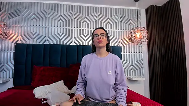 MiaAndAaron- online show from July 2026 12:12:01 PM