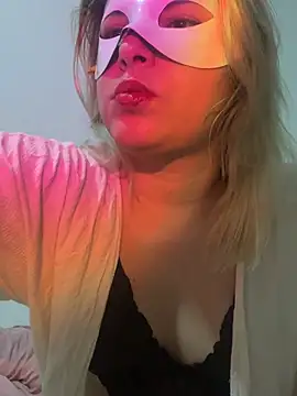 julybri online show from June 2026 03:26:02 AM