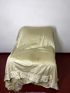 officequeen online show from June 2026 04:37:02 AM