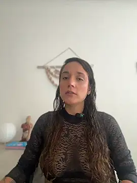 Snapshot of SOPHIA_VELMONT chatting on June 2026 01:10:02 PM SOPHIA VELMONT online show from June 2026 01:10:02 PM
