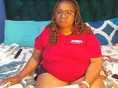 Snapshot of MISS_BLACKBERY chatting on June 2026 11:47:02 PM MISS BLACKBERY online show from June 2026 11:47:02 PM