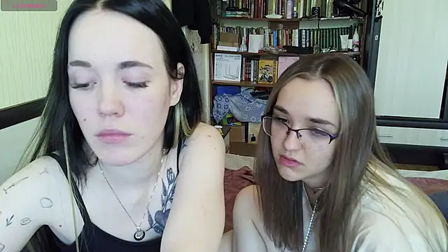 Snapshot of Mia_Ellis chatting on July 2026 10:21:01 AM Mia Ellis online show from July 2026 10:21:01 AM