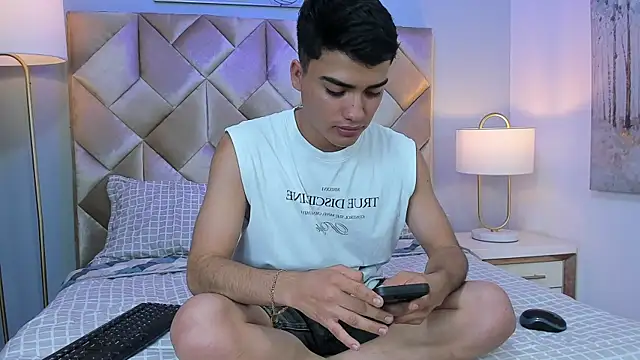 NicoFox4 online show from June 2026 07:45:02 PM