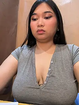Snapshot of plum_sexy chatting on June 2026 09:22:02 AM plum sexy online show from June 2026 09:22:02 AM