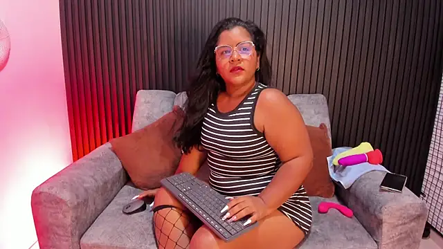 Mommy Big Ass online show from June 2026 08:55:02 PM