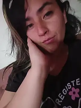 Snapshot of sophia_pink17 chatting on August 2026 04:50:01 PM sophia pink17 online show from August 2026 04:50:01 PM