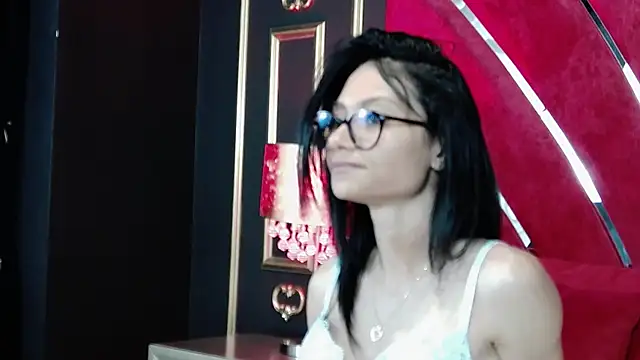 Snapshot of MayaLeey chatting on July 2026 03:07:02 PM MayaLeey online show from July 2026 03:07:02 PM