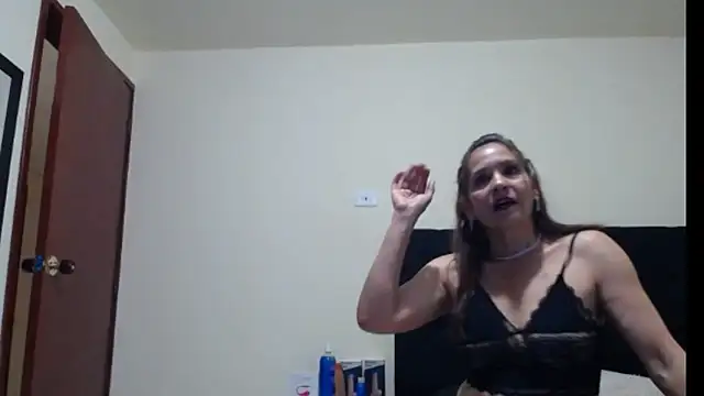 Milf Maway online show from July 2026 08:37:01 PM
